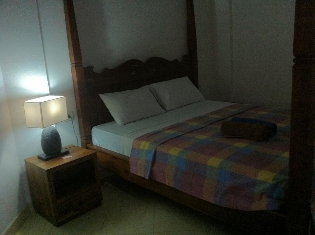 Amed Sari Beach Guesthouse Room photo