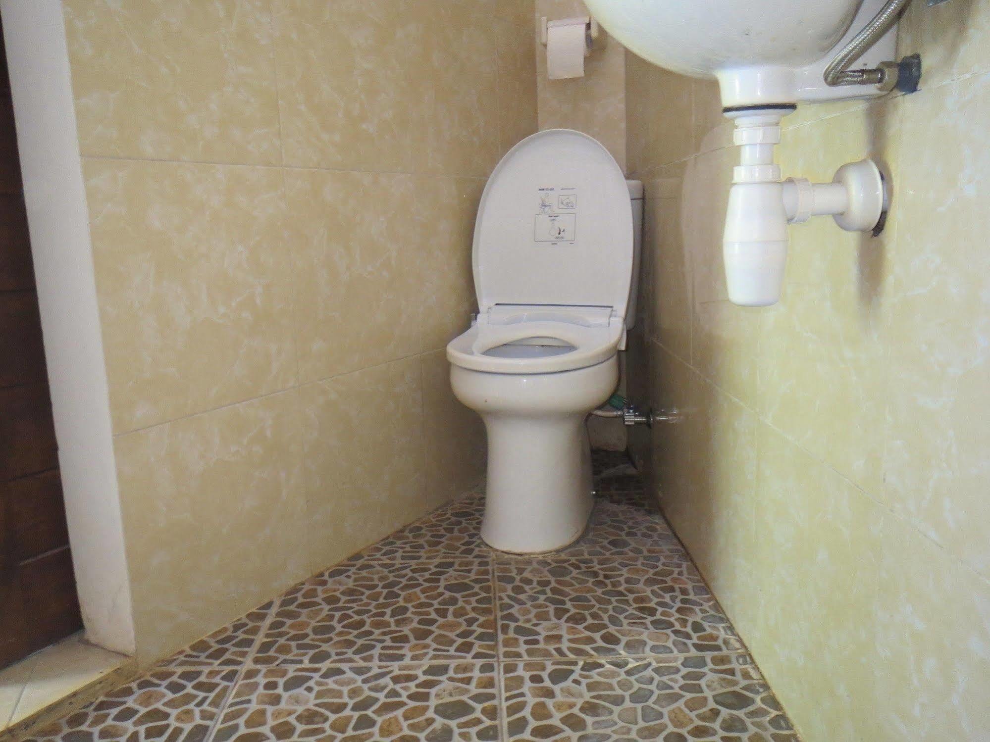 Amed Sari Beach Guesthouse Exterior photo
